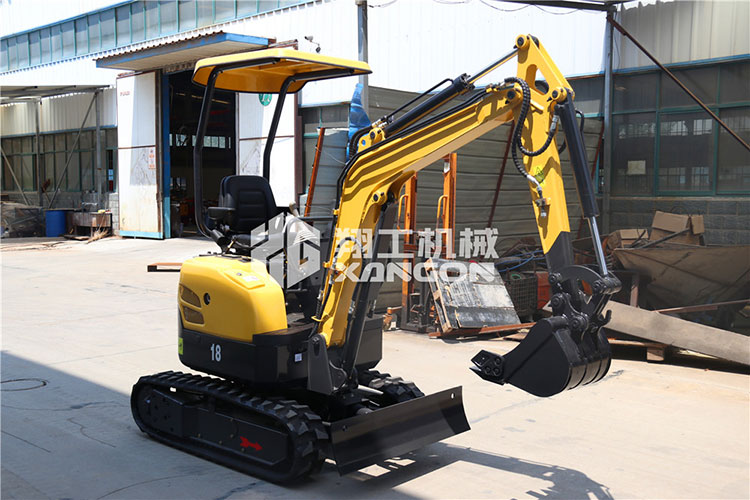 小型挖掘機 小型挖掘機