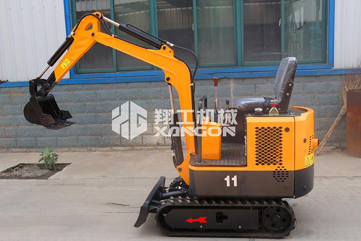 小型挖掘機(jī) 小型挖掘機(jī)