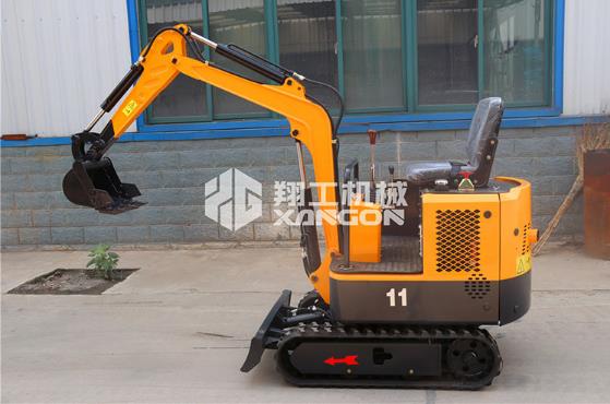 小型挖掘機(jī) 小型挖掘機(jī)